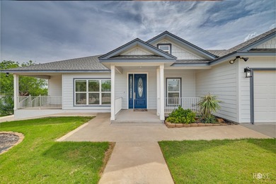 Lake Spence Home For Sale in Robert Lee Texas