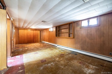 Welcome to this charming home located in the heart of Whitestone - photo 9