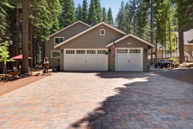 This impeccably maintained Lake Almanor West home has been - photo 2