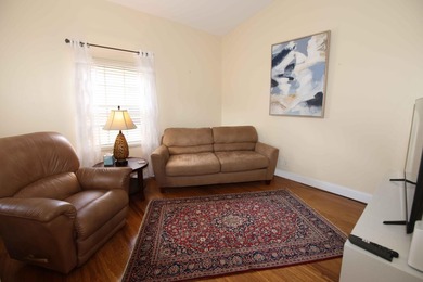 You'll fall in love with this beautifully updated lakefront home - photo 4