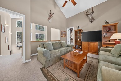 This impeccably maintained Lake Almanor West home has been - photo 8