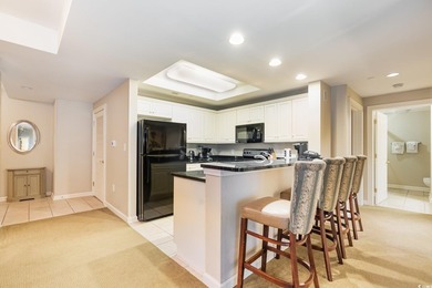 BEST VALUE IN ROYALE PALMS! MOTIVATED SELLER! Indulge in luxury - photo 9