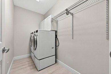 Welcome to this well-maintained 3-bedroom, 2-bath home in The - photo 11