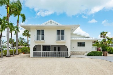 Some homes simply arrive finished -- and this Duck Key - photo 26