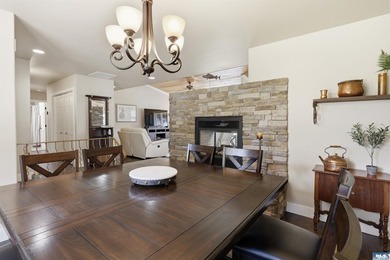 Immaculate and move-in ready, this stunning single-story home - photo 9