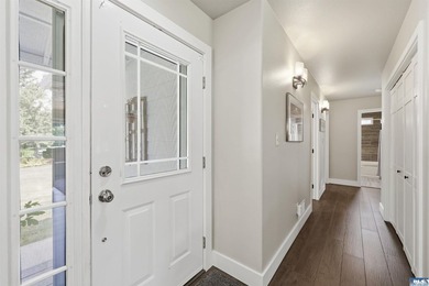 Immaculate and move-in ready, this stunning single-story home - photo 10