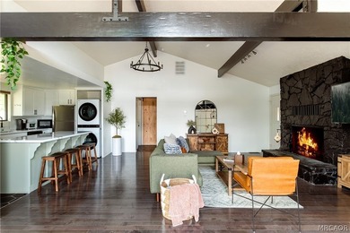Turnkey short-term rental income producer with a proven track - photo 8