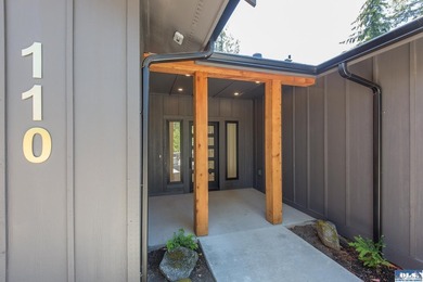 Welcome home to this beautifully designed newly constructed - photo 2
