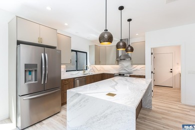 Welcome home to this beautifully designed newly constructed - photo 10
