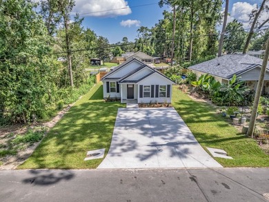 Exquisite new construction! $5000 FROM BUILDER TO BUYER TO USE - photo 8