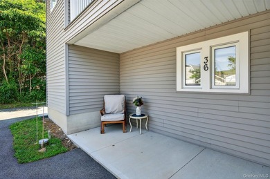 Experience the magic of lake living! Beautifully maintained home - photo 4