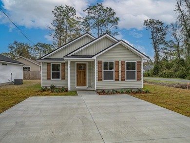 Exquisite new construction! $5000 FROM BUILDER TO BUYER TO USE - photo 3