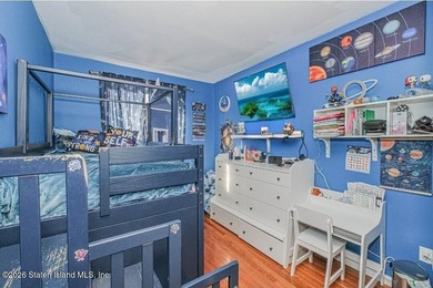 Newly Renovated 3-Bedroom Townhouse in the Heart of Mariners - photo 7