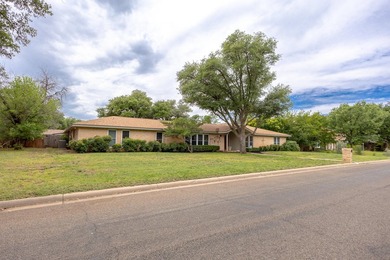 This beautiful home located at 2737 Palo Duro is absolutely - photo 2