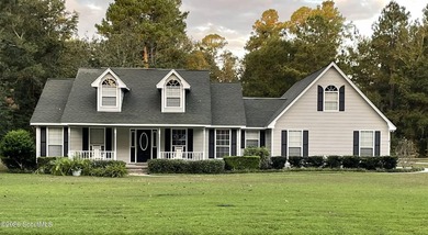 Welcome home! Country living that's close to town. Front porch - photo 1