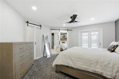 Private Retreat; Endless Possibilities! Tucked away on just over - photo 13