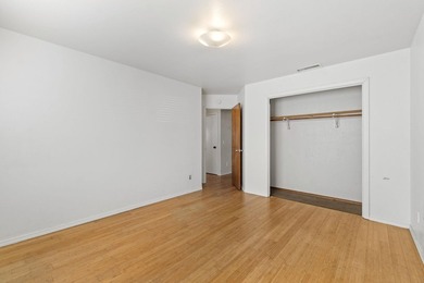 Charming, single-level home with a bright, open feel and - photo 17