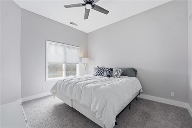 Private Retreat; Endless Possibilities! Tucked away on just over - photo 25