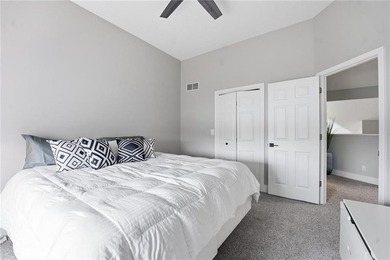 Private Retreat; Endless Possibilities! Tucked away on just over - photo 26