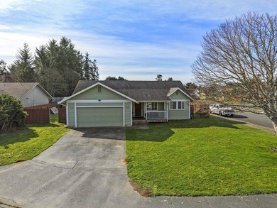 Charming, single-level home with a bright, open feel and - photo 28