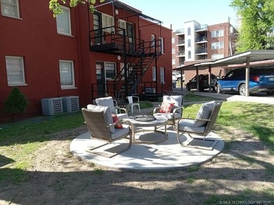 Prime location 1.3 acres, NE corner of 21st and Riverside with - photo 8