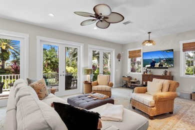 Yes, you can have it all! Tucked away behind mature tropical - photo 29