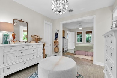 Yes, you can have it all! Tucked away behind mature tropical - photo 37