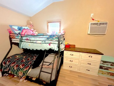 Welcome to your peaceful retreat in the quiet and private Hidden - photo 39