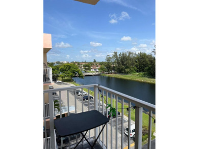 Lake Condo For Sale in North Miami Beach, Florida