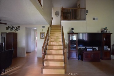 Welcome to this beautifully upgraded and exceptionally spacious - photo 9