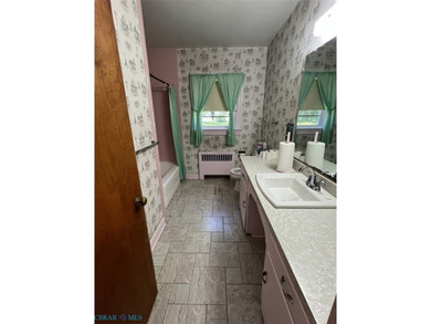 Additional listing photo 3