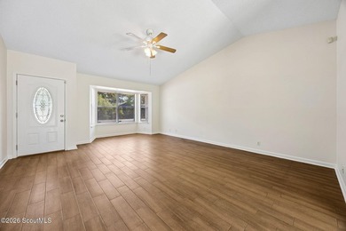 Ready for a quick move-in! This home offers tiled flooring - photo 9