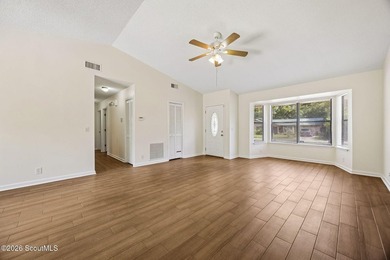 Ready for a quick move-in! This home offers tiled flooring - photo 10