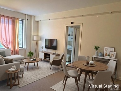 NEW PRICE! Spacious 1-bedroom condominium in the heart of - photo 1