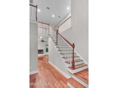 This wonderful open floor plan 3/2/1 has an awesome bonus room - photo 4