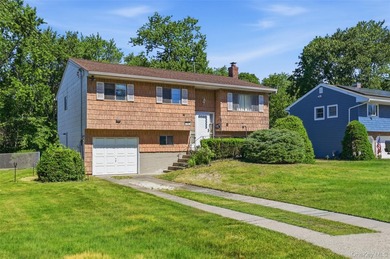 Well-Kept Home In Desirable West Islip With A Spacious Layout - photo 1
