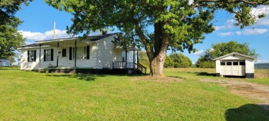 Lake Cumberland Home For Sale in Monticello Kentucky