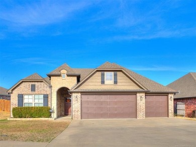 (private lake, pond, creek) Home For Sale in Claremore Oklahoma