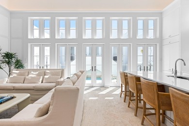 Designed by Khoury Vogt Architects and built by Alys Beach - photo 8