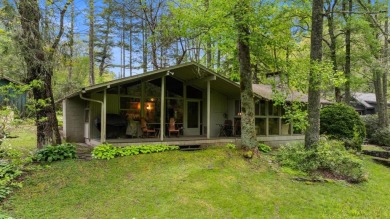 Lake Home For Sale in Highlands, North Carolina