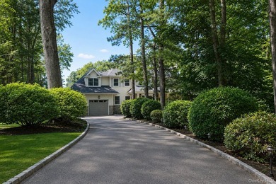 Located in the heart of Huntington, this beautifully updated - photo 2