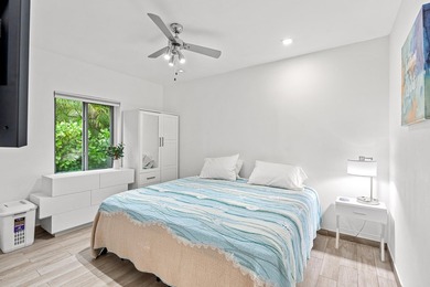 A Modern Coastal Home nestled in the prestigious Las Olas by the - photo 13