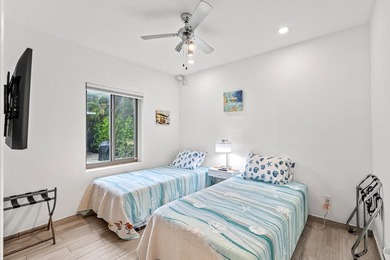 A Modern Coastal Home nestled in the prestigious Las Olas by the - photo 15