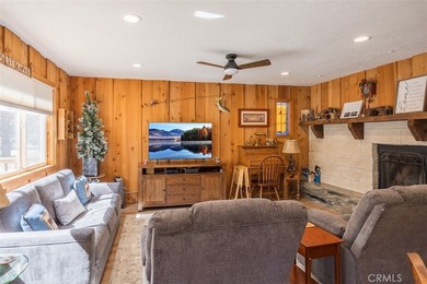 This charming 2-bedroom, 1-bath cabin sits on a quiet street in - photo 16
