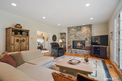 Exceptional custom-built 4 to 5 bedroom Colonial in desirable - photo 20