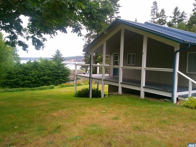 Beautifully landscaped acreage with views overlooking Discovery - photo 1