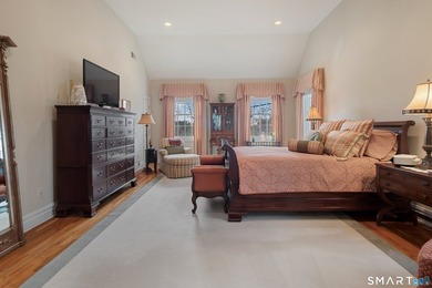 Exceptional custom-built 4 to 5 bedroom Colonial in desirable - photo 25