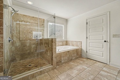Welcome to your move-in-ready home! This well-maintained - photo 25