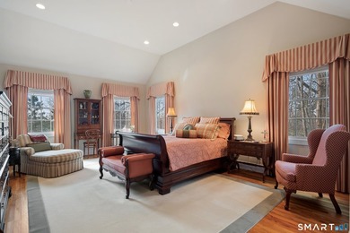 Exceptional custom-built 4 to 5 bedroom Colonial in desirable - photo 26
