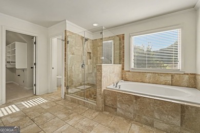 Welcome to your move-in-ready home! This well-maintained - photo 26